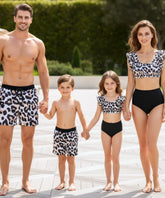 Comprar biquini mãe e filha oncinha estampado com shorts masculino premium para família praia piscina barato promoção ANELLIMN